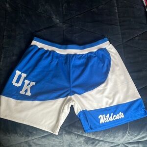 Kentucky Wildcats 1993 Retro game Shorts
